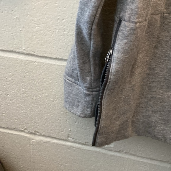 Sweatshirt with side zippers cute - Picture 2 of 4